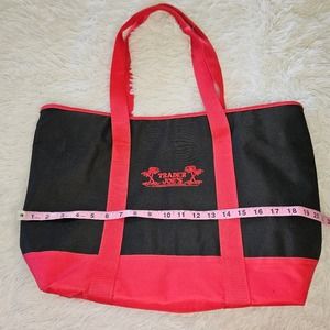 4/$25 Trader Joe's XL Cooler Bag Black & Red Zippered Top Two Handles Insulated